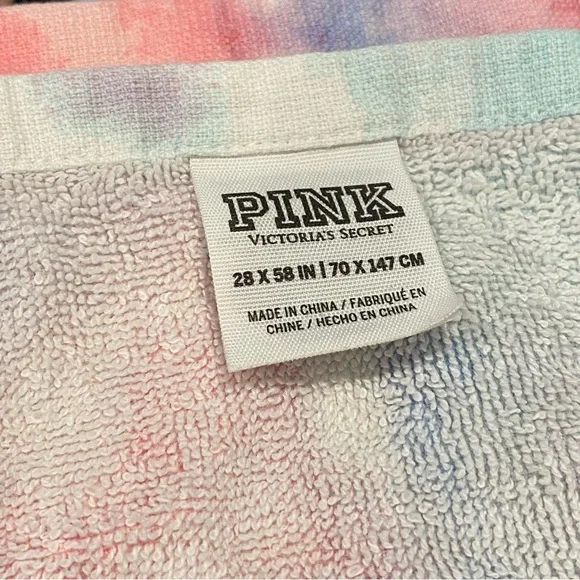 Victoria’s Secret PINK Packable Towel Tote - Picture 7 of 9